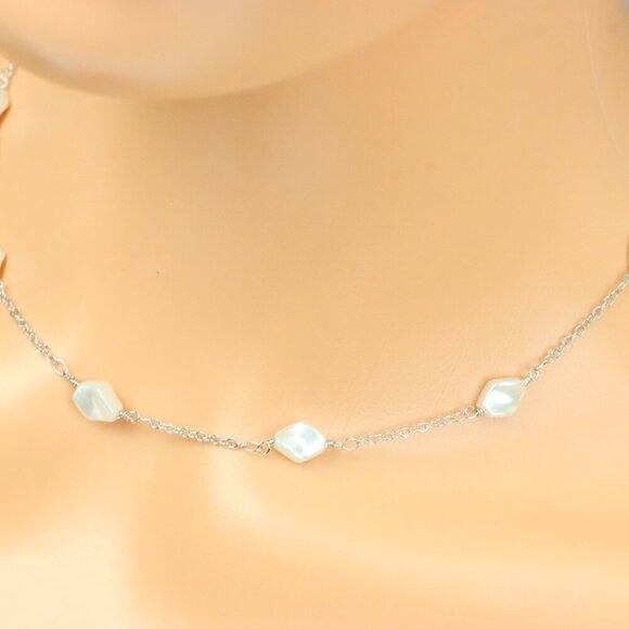"Minimalist Necklace – Timeless, Elegant Jewelry for Her, MAR091774 - Picture 10 of 10